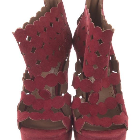 ALAÏA Burgundy Suede Laser-Cut Platform Sandals | IT 37.5 (US 7.5) - Picture 3 of 5